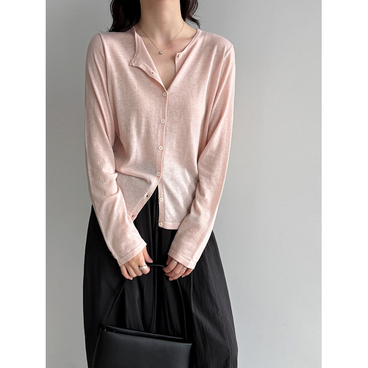 Women'S Fashion Designer Clothes - 2026年 ソフト素材 レディースセーター シングルボタンデザイン ニット 薄手カーディガン
