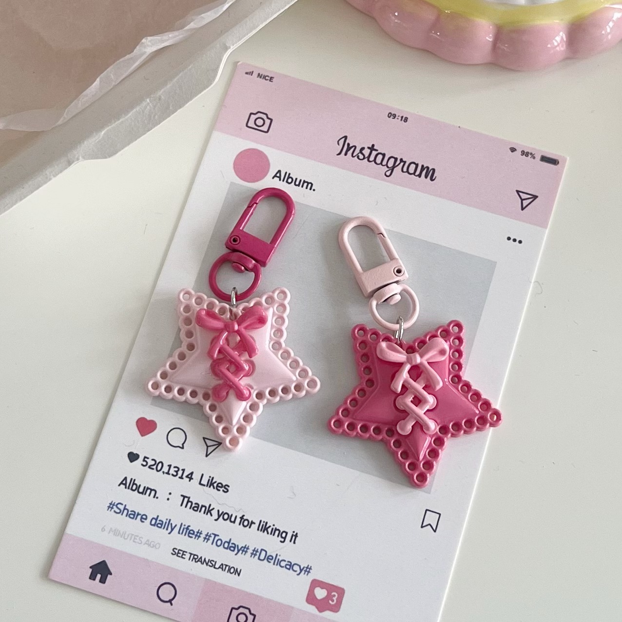 ボウスタームーン中空キーホルダーチャーム、女性向けのかわいい - Women'S Ysl Fashion のレビューと価格