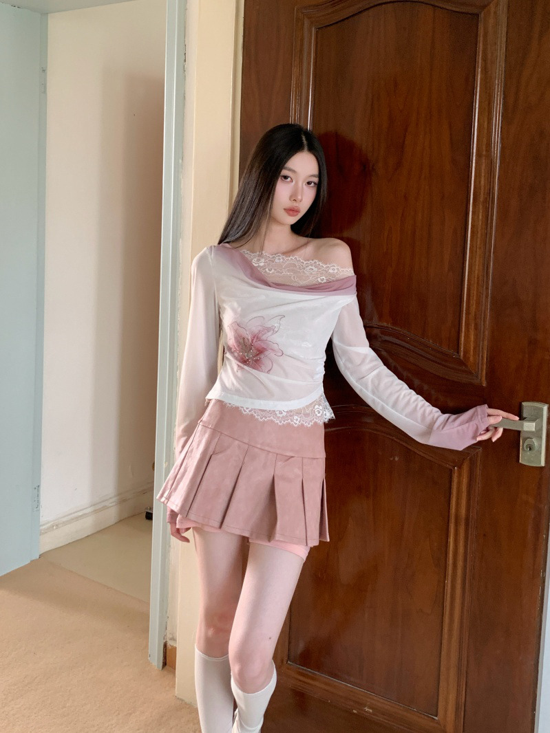 ロマンチックなレーストリム長袖Tシャツショートスタイルサイド - Women'S Young Fashion のレビューと価格