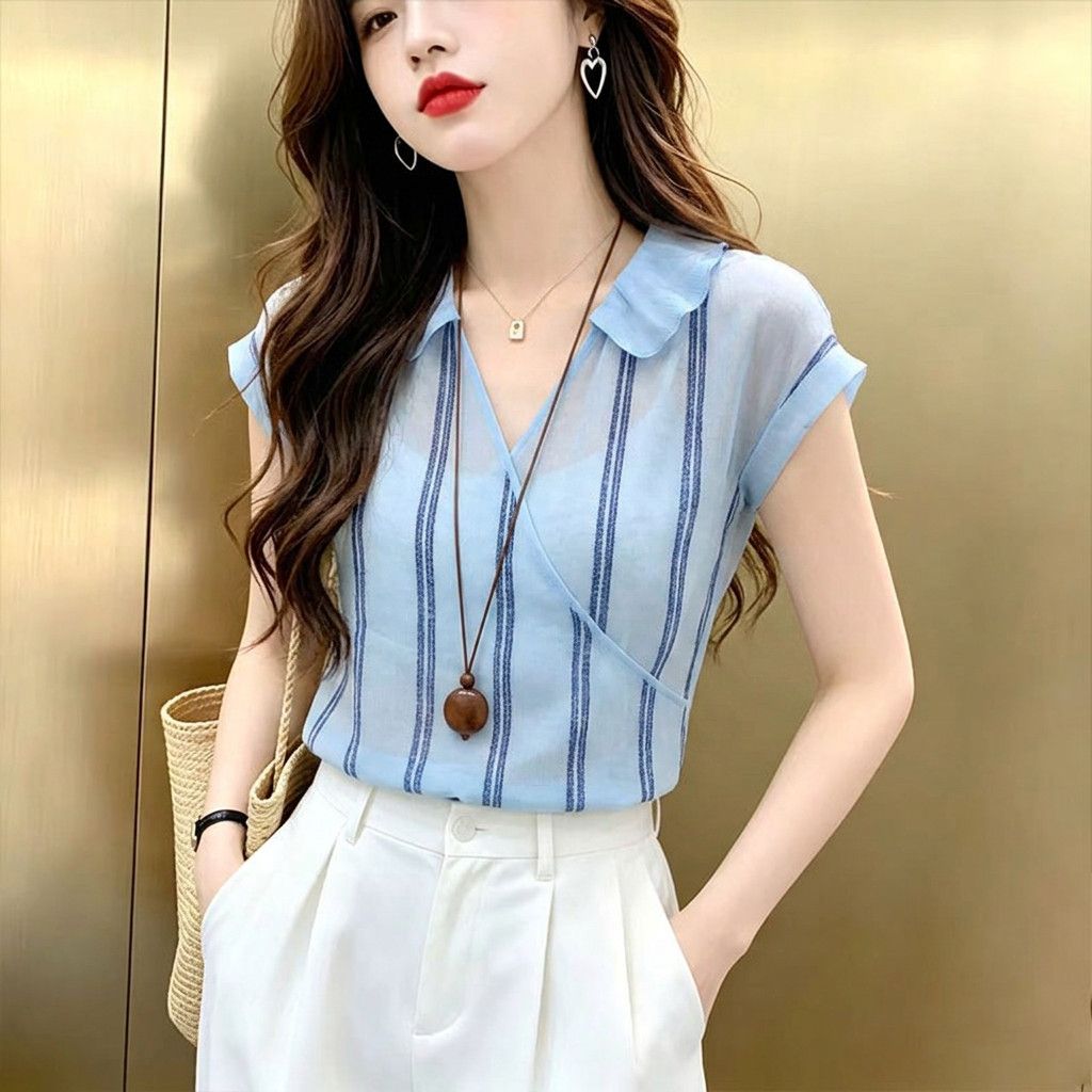 フレンチスタイルブルー縦縞ラップブラウス、ラッフルカラー、キ - Wrap Blouse Chiffon のレビューと価格
