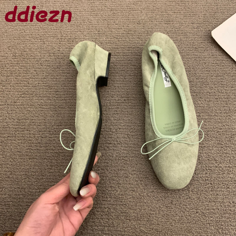 ファッションバタフライノットレディーススリッポンヒールパンプ - Women'S Fashion Footwear のレビューと価格