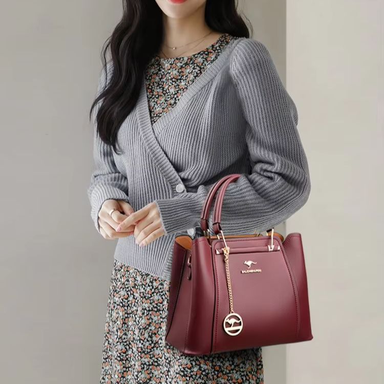 2024 高級女性デザイナー 3 層ショルダークロスボディ嚢 - Women Fashion Brand Logo のレビューと価格